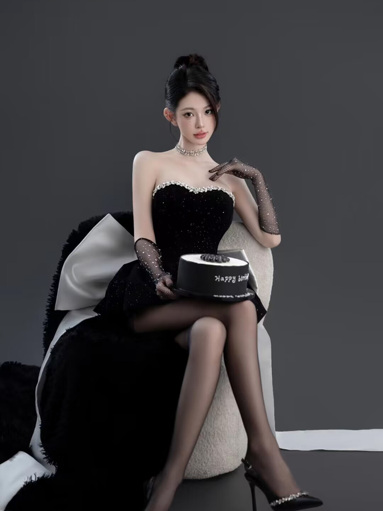 Ethnic Fashion Studio - Elegante zwarte fotografiekostuum voor persoonlijke fotoshoots