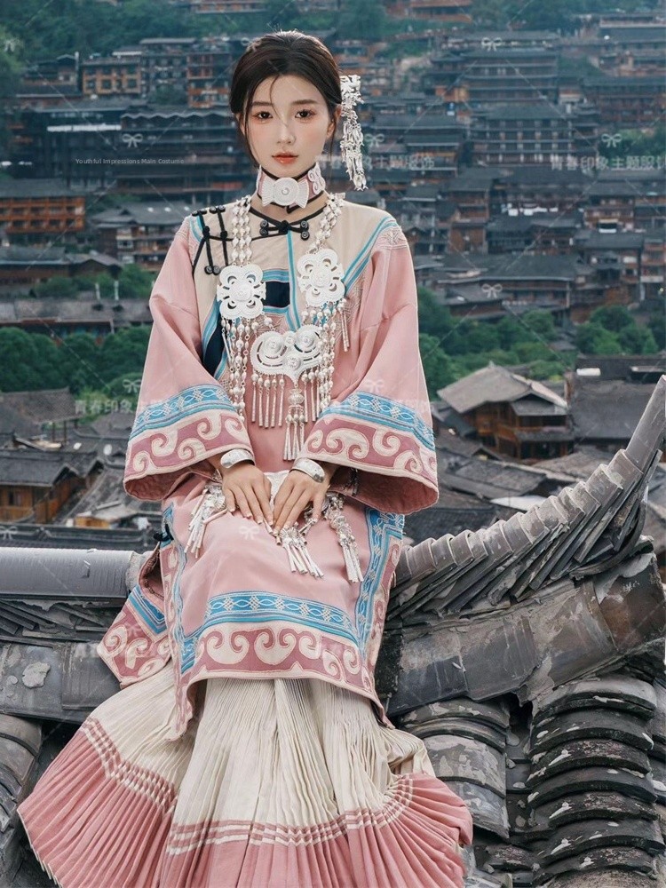 Roze kleding in etnische stijl - Ethnic Fashion Studio recensie en prijs