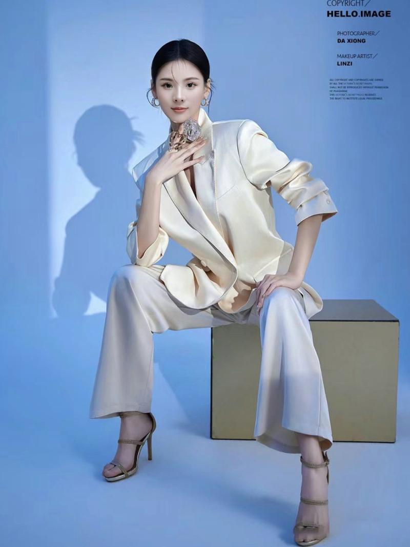 Modieus Westers pak set fotost - Ethnic Fashion Studio recensie en prijs