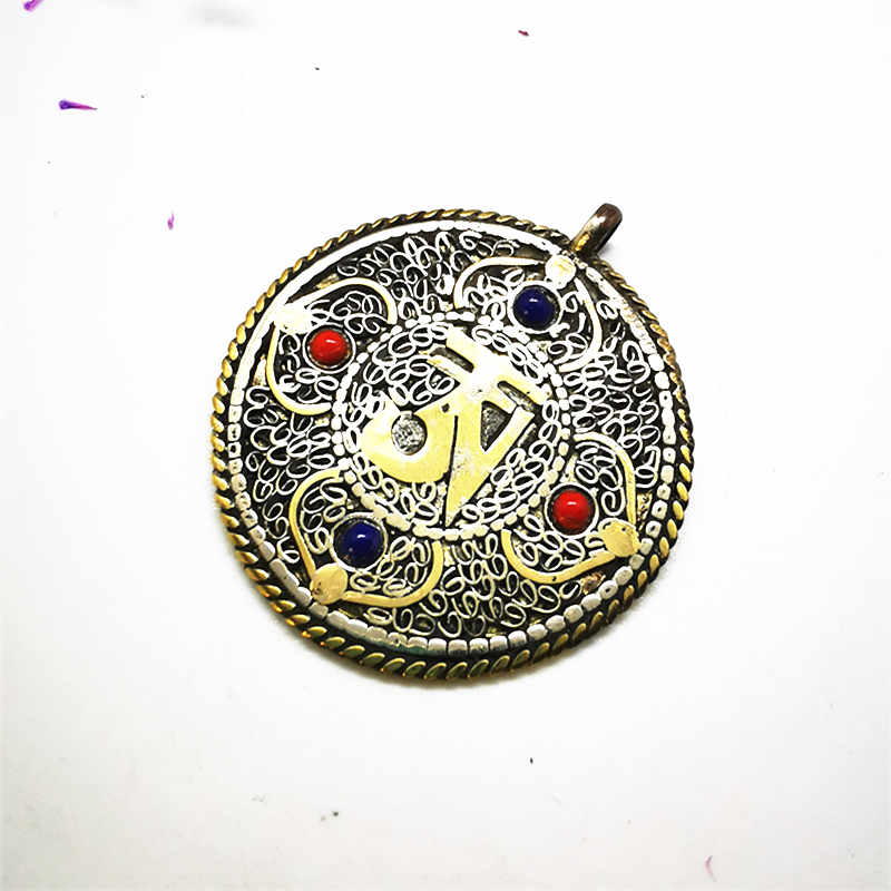 Tibet OM Amulet Hangers Tibeta - Ethnic Fashion Com recensie en prijs